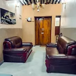 Stone House & Apartment 3